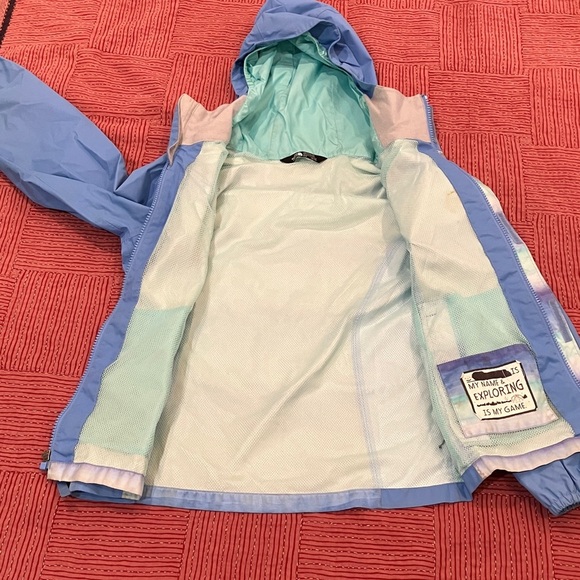 The North Face Kids Multicolor Striped Raincoat - Picture 9 of 16